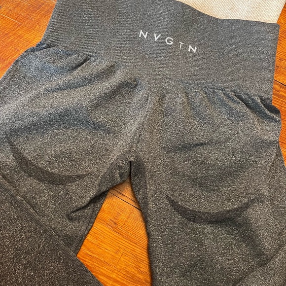 NVGTN | Black Speckled Mid Rise Contour Seamless Leggings - Picture 4 of 6